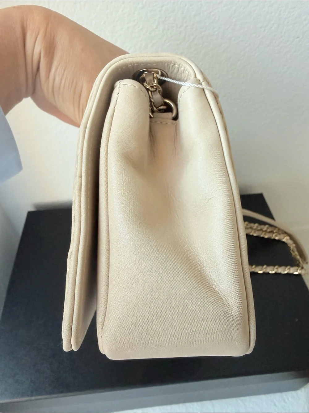 CHANEL 2016 Chocolate Bar Reissue Flap Bag Beige Gold HW Full Set